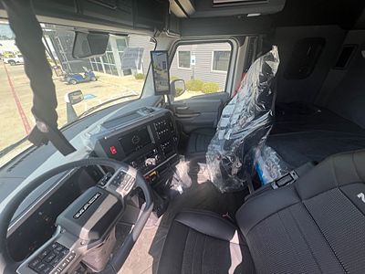 2027 Mack ANTHEM 64T