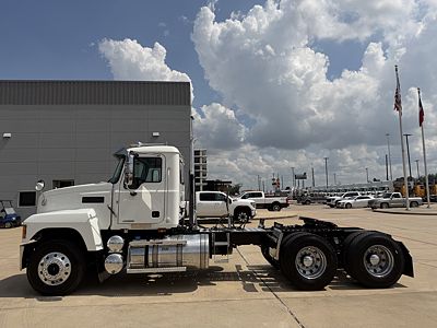 2024 Mack PIN64T