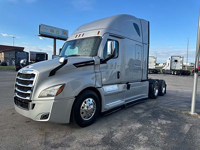 2022 Freightliner CASCADIA 126