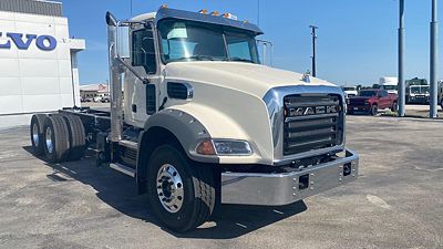2026 Mack GRANITE 64BR
