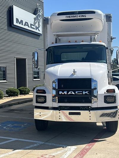 2026 Mack MD642