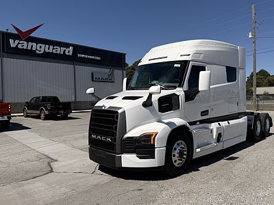 2026 Mack PIONEER 64T