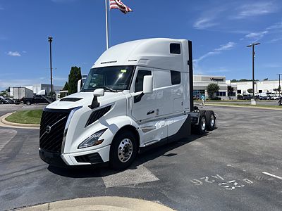 2027 Volvo VNL64T860