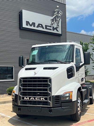 2027 Mack AN64TV04
