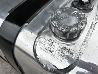 2020 Volvo VNR64T300