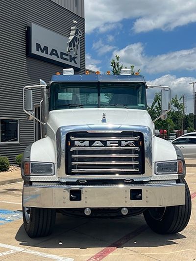 2027 Mack GR64F
