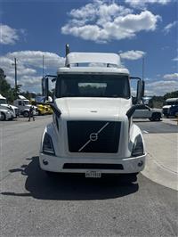 2018 Volvo VNR64T300