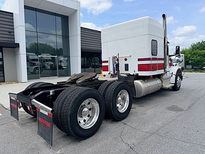 2022 Peterbilt 567