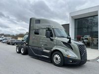 2025 Volvo VNL64T660