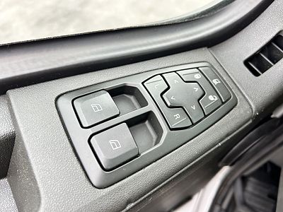 2020 Volvo VNR64T300