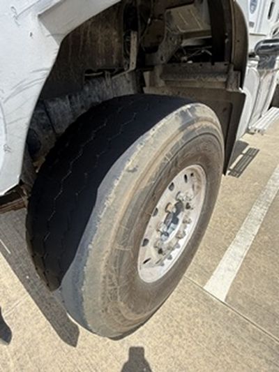 2019 Mack GR64F