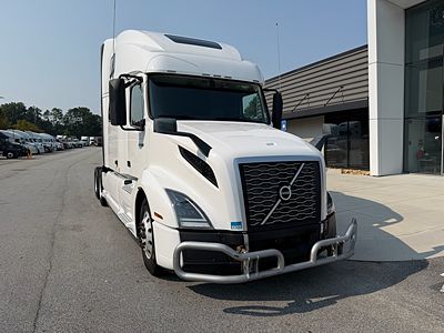 2023 Volvo VNL64T860
