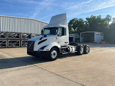 2019 Volvo VNL