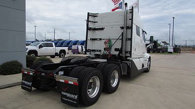 2027 Volvo VNL840