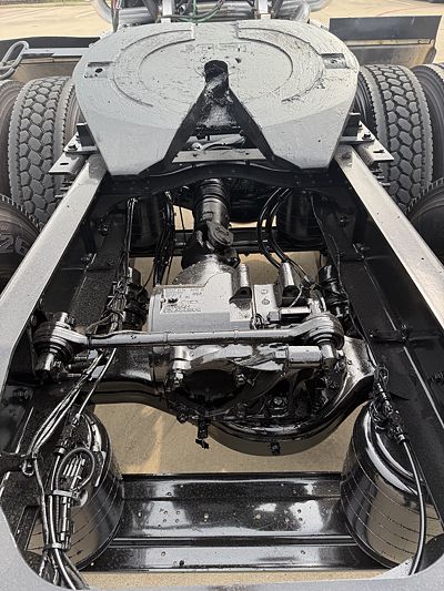 2025 Mack PIN64T