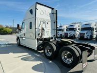 2020 Freightliner CASCADIA 126