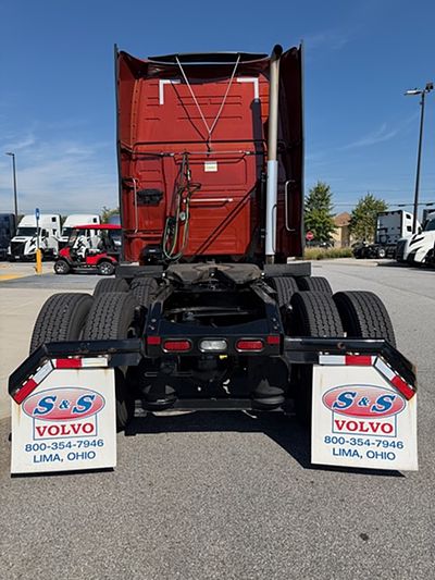 2024 Volvo VNL64T860