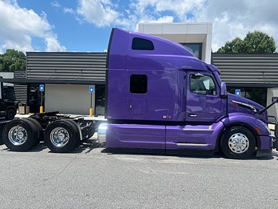 2024 Peterbilt 579
