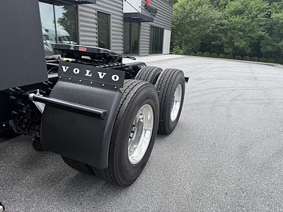 2027 Volvo VNL64T860