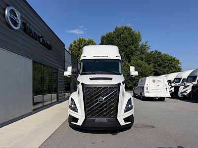 2027 Volvo VNL64T660