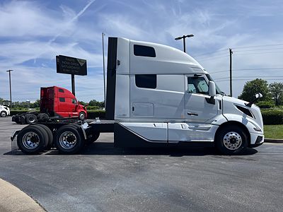 2027 Volvo VNL64T860