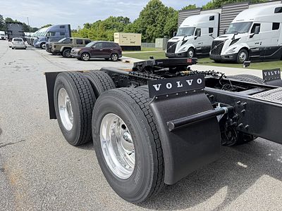 2027 Volvo VNL64T860