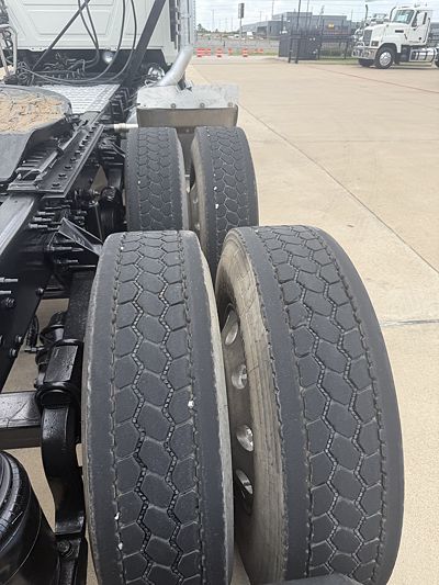 2020 Mack PIN64T