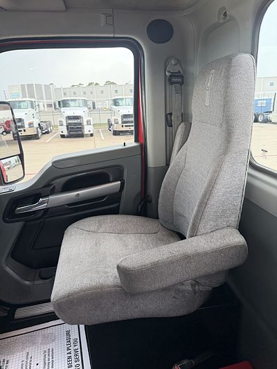 2021 Kenworth T680