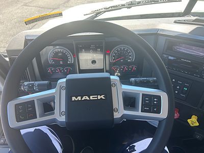 2027 Mack GR104F