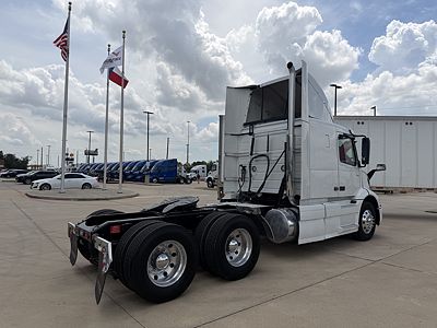 2019 Volvo VNR64T400