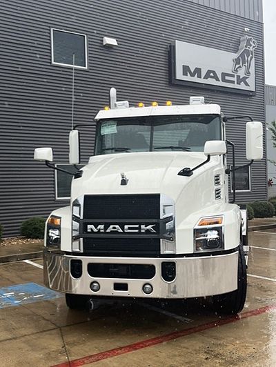 2026 Mack ANTHEM 64T