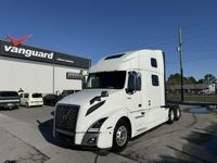 2021 Volvo VNL64T860
