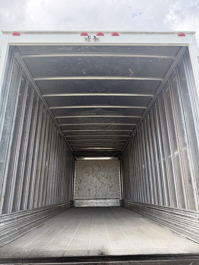 2020 Peterbilt 337