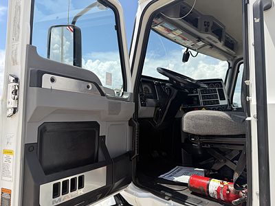 2019 Mack ANTHEM 64T