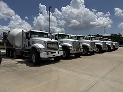 2018 Mack GU713