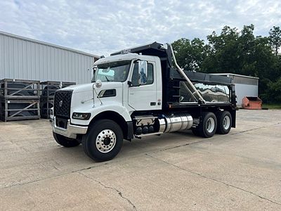 2026 Volvo VHD64F300