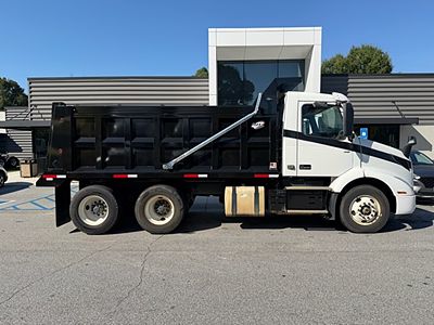 2019 Volvo VNR