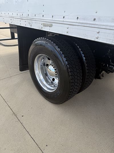 2020 Peterbilt 337