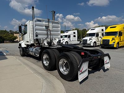 2018 Volvo VHD