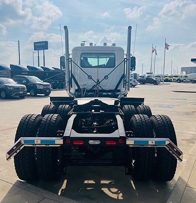 2026 Mack PINNACLE 64T