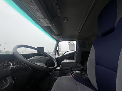 2025 Isuzu FTR