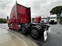 2021 Freightliner CASCADIA 126