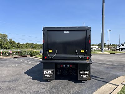 2024 Autocar DC64