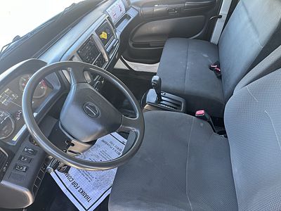 2020 Hino 268A