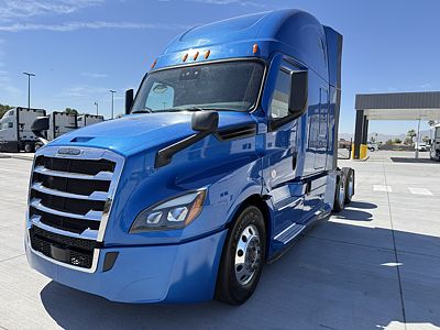 2022 Freightliner CASCADIA 126