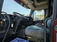 2020 Volvo VNL64T760