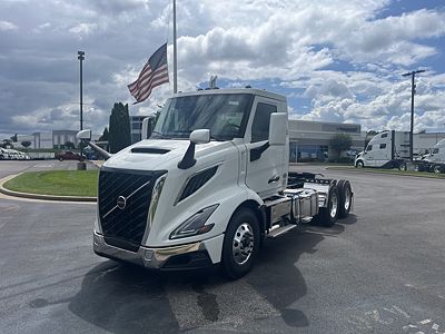 2027 Volvo VNR64T300