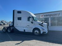 2025 Volvo VNL64T860