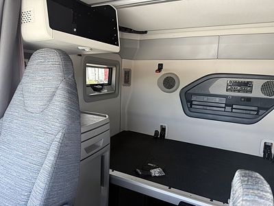 2026 Volvo VNL64T860