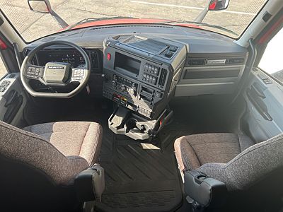 2026 Mack PIONEER 64T